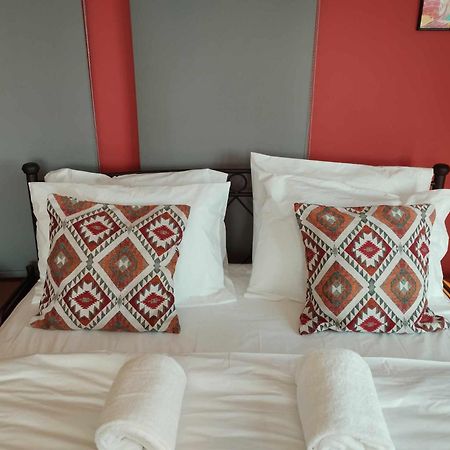 Nest & Nook Apartment คีออส ภายนอก รูปภาพ